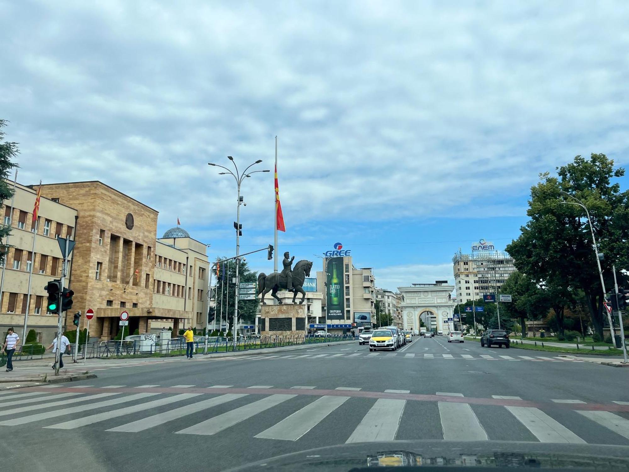 Stay In Skopje - Prime Location Apartment מראה חיצוני תמונה