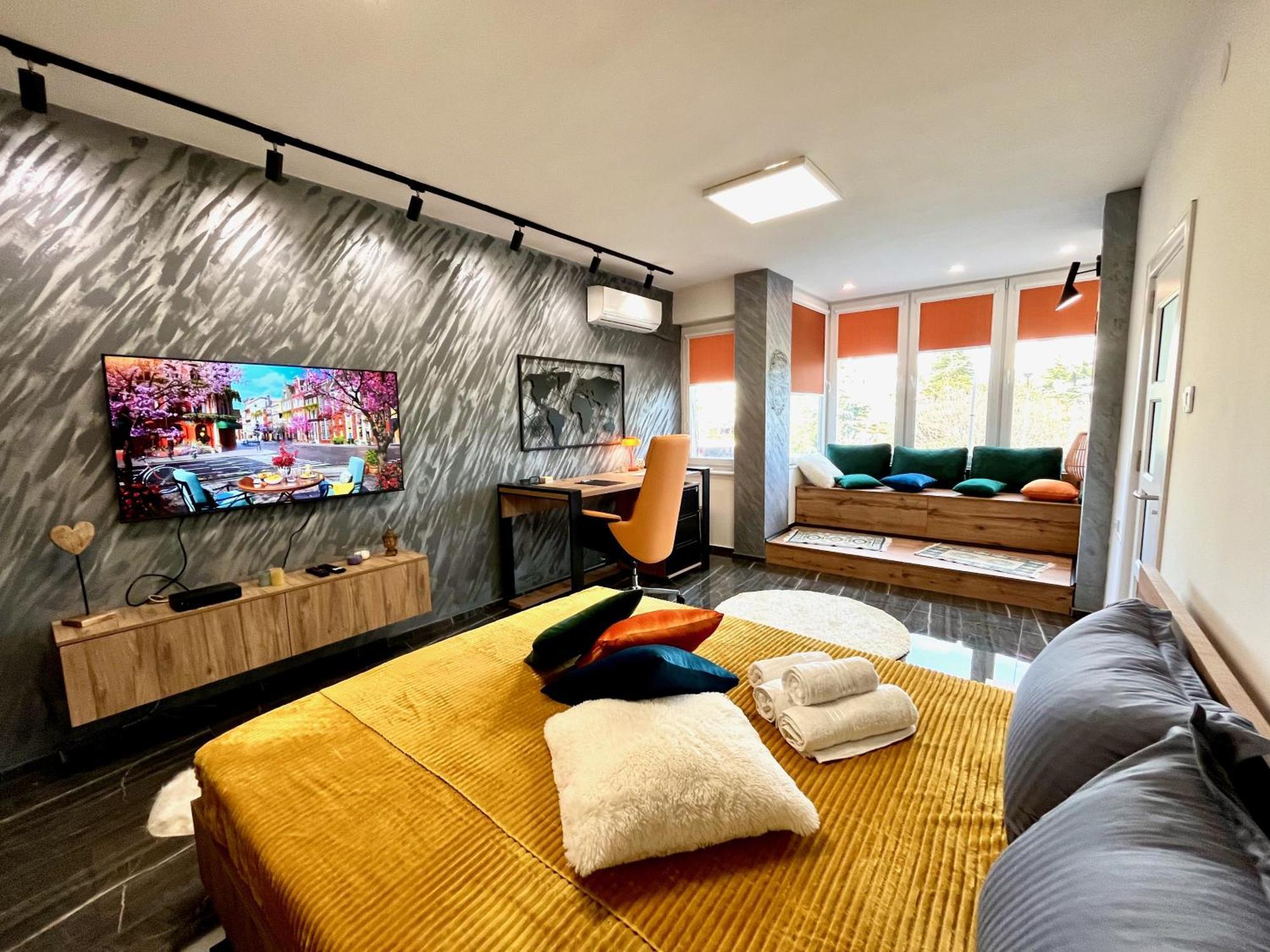 Stay In Skopje - Prime Location Apartment מראה חיצוני תמונה
